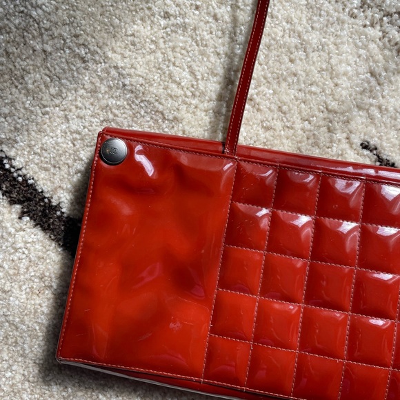 Red Chanel choco bar bag - Picture 6 of 10
